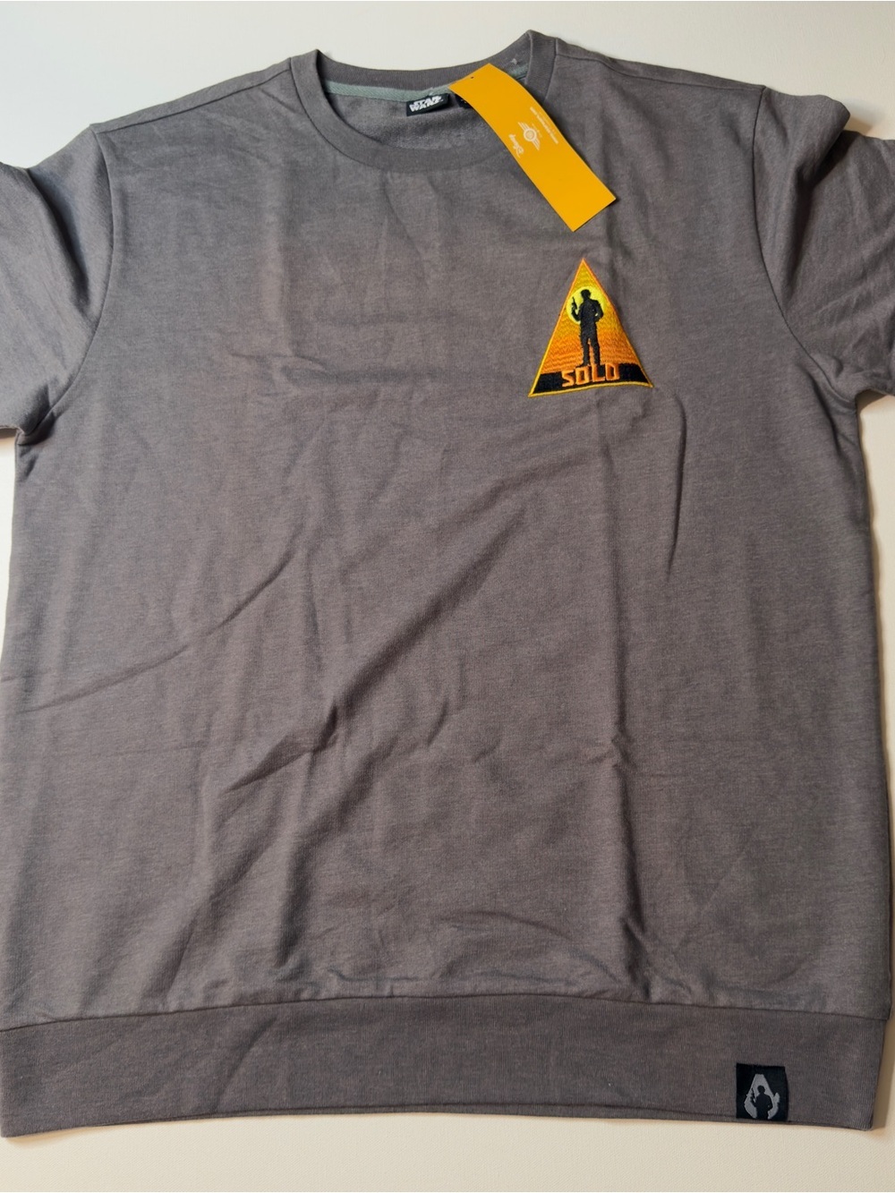 NWT Disney Gray Men's Crewneck Tee Size Large (KB9)